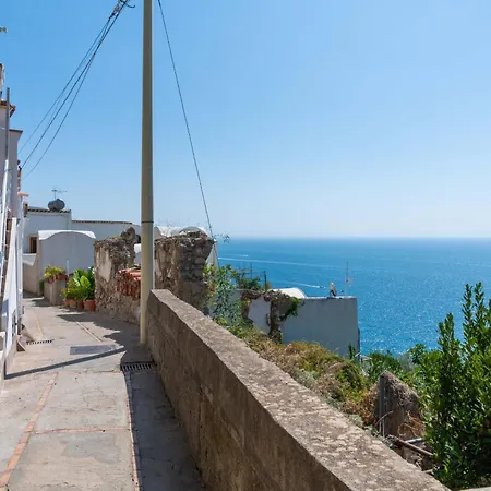 - Jacaranda Villa Praiano